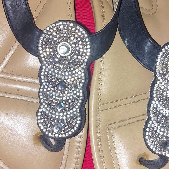 Sandals - Picture 2 of 3